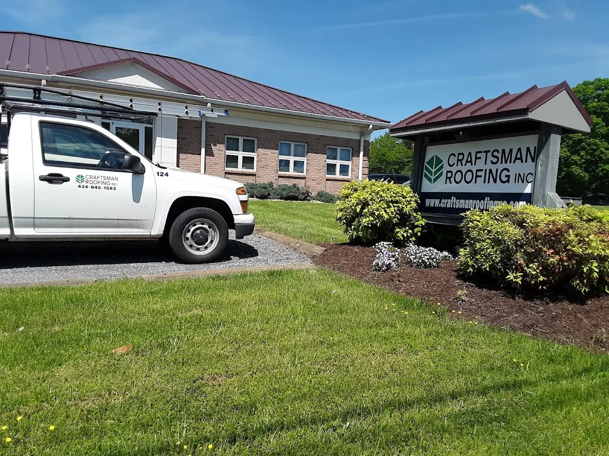 Quality Ice Dam Removal by experienced craftsmen in Doffing